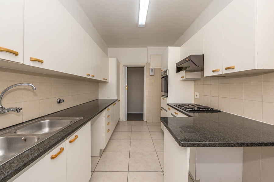 To Let 3 Bedroom Property for Rent in Kenilworth Upper Western Cape